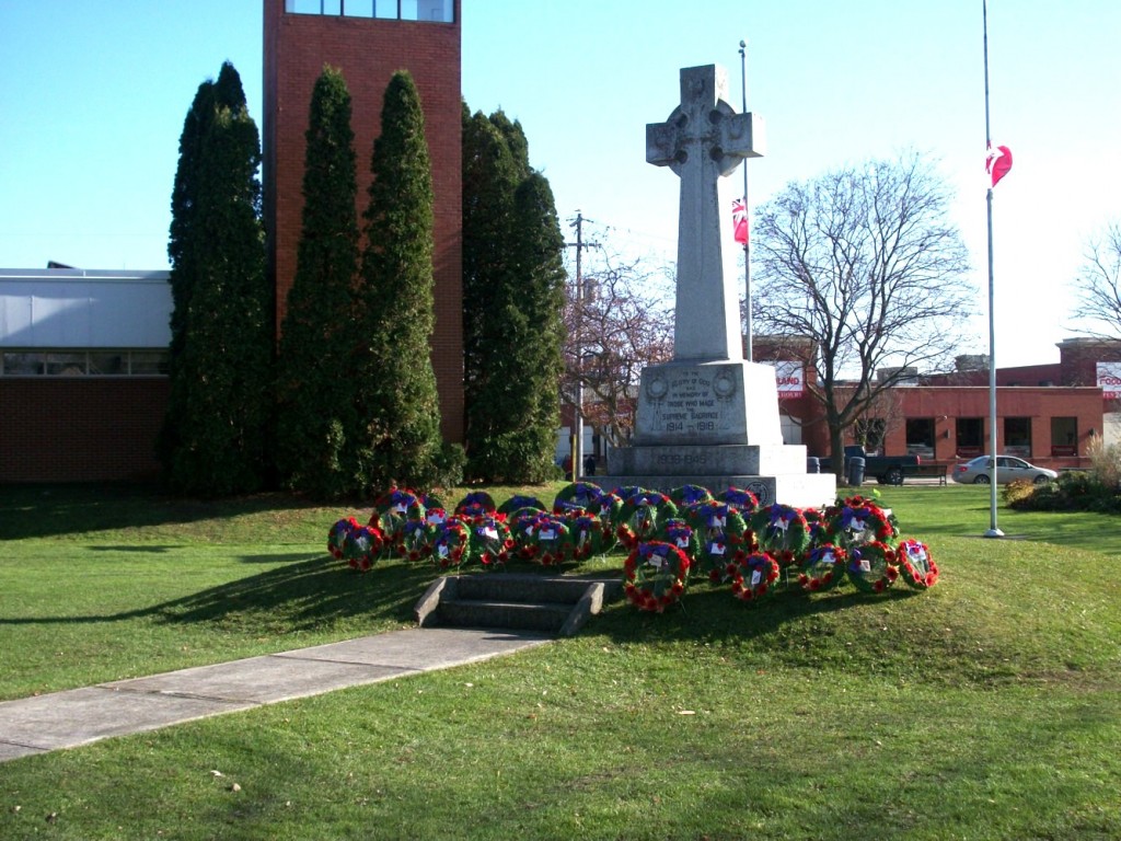Cenotaph Park - Remembrance Day 2014
